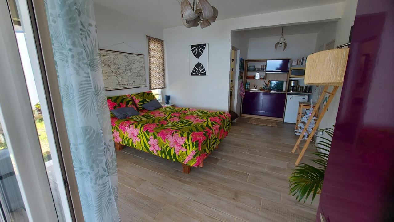 Studio Vaimiti Pour 2 Personnes Vue Mer Et Moorea パペーテ エクステリア 写真