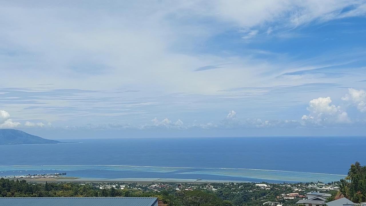 Studio Vaimiti Pour 2 Personnes Vue Mer Et Moorea パペーテ エクステリア 写真